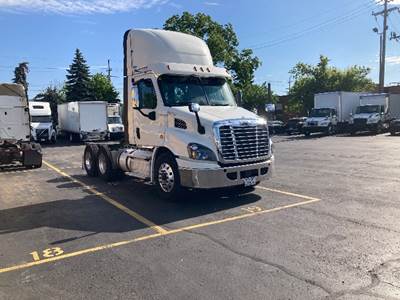 Freightliner X11364ST Day Cab Truck - 410HP, 12 Speed Automatic