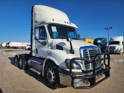 Freightliner X11364ST Day Cab Truck - 410HP, 12 Speed Automatic