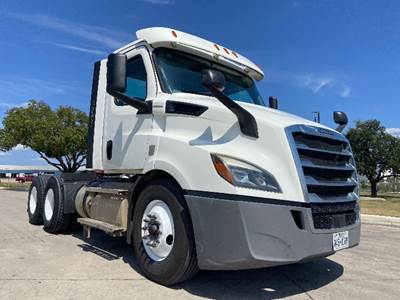 Freightliner Cascadia 116 Day Cab Truck - 410HP, 12 Speed Automatic