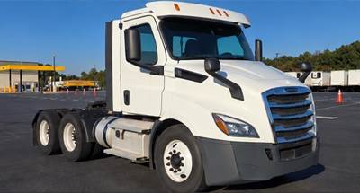 Freightliner Cascadia 116 Day Cab Truck - 410HP, 12 Speed Automatic