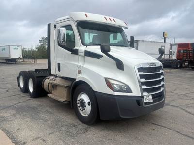Freightliner Cascadia 116 Day Cab Truck - 410HP, 12 Speed Automatic