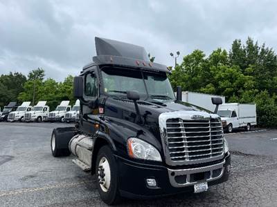 Freightliner X12542ST Single Axle Day Cab Truck - 410HP, 10 Speed Manual