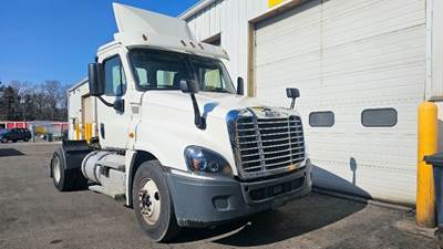 Freightliner X12542ST Single Axle Day Cab Truck - 410HP, 12 Speed Automatic