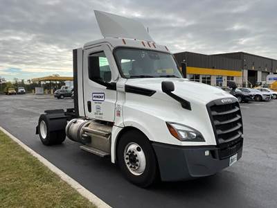 Freightliner Cascadia 126 Single Axle Day Cab Truck - 410HP, 12 Speed Automatic