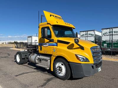 Freightliner Cascadia 126 Single Axle Day Cab Truck - 410HP, 12 Speed Automatic