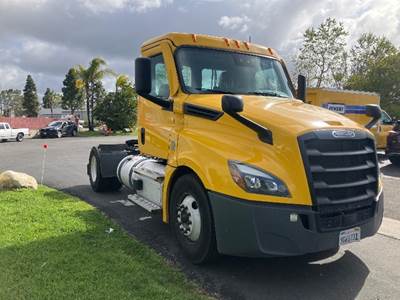 Freightliner Cascadia 126 Single Axle Day Cab Truck - 410HP, 12 Speed Automatic