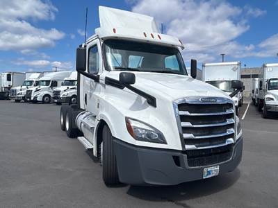 Freightliner Cascadia 126 Day Cab Truck - 435HP, 10 Speed Manual