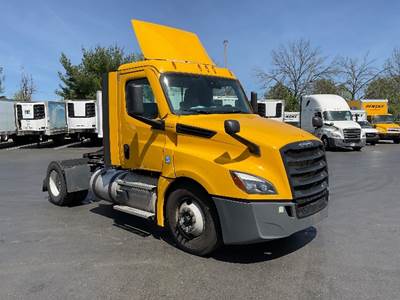 Freightliner Cascadia 126 Single Axle Day Cab Truck - 410HP, 12 Speed Automatic
