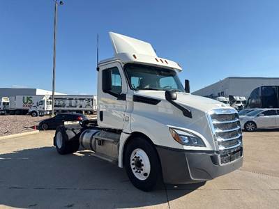 Freightliner Cascadia 126 Single Axle Day Cab Truck - 410HP, 12 Speed Automatic