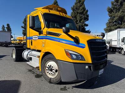 Freightliner Cascadia 126 Single Axle Day Cab Truck - 410HP, 12 Speed Automatic