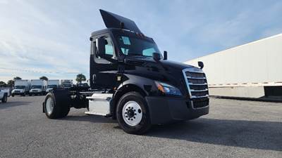 Freightliner Cascadia 126 Single Axle Day Cab Truck - 410HP, 12 Speed Automatic