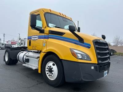 Freightliner Cascadia 126 Single Axle Day Cab Truck - 410HP, 12 Speed Automatic