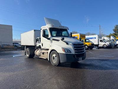 Freightliner Cascadia 126 Single Axle Day Cab Truck - 410HP, 12 Speed Automatic