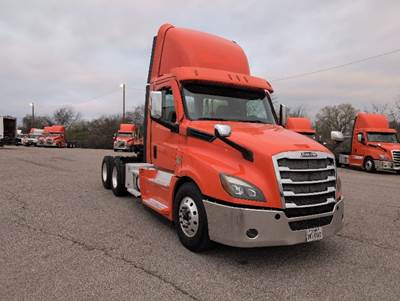 Freightliner Cascadia 126 Day Cab Truck - 505HP, 13 Speed Manual