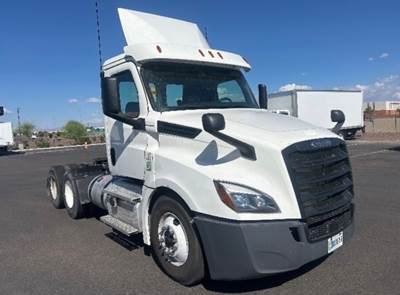 Freightliner Cascadia 126 Day Cab Truck - Cummins 400HP, 13 Speed Automatic