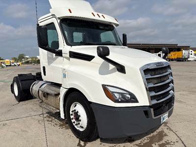 Freightliner Cascadia 126 Single Axle Day Cab Truck - 410HP, 12 Speed Automatic