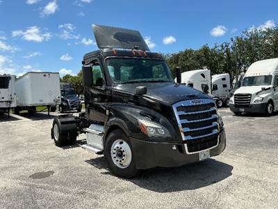 Freightliner Cascadia 126 Single Axle Day Cab Truck - 410HP, 12 Speed Automatic