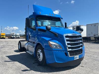 Freightliner Cascadia 126 Single Axle Day Cab Truck - 410HP, 12 Speed Automatic