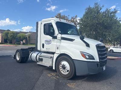 Freightliner Cascadia 126 Single Axle Day Cab Truck - 410HP, 12 Speed Automatic