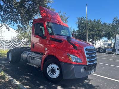 Freightliner Cascadia 126 Single Axle Day Cab Truck - 410HP, 12 Speed Automatic