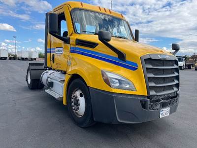 Freightliner Cascadia 126 Single Axle Day Cab Truck - 410HP, 12 Speed Automatic