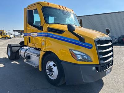 Freightliner Cascadia 126 Single Axle Day Cab Truck - 410HP, 12 Speed Automatic