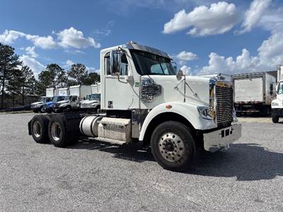 Freightliner Coronado 122 SD Day Cab Truck - Cummins 450HP, 13 Speed Automatic