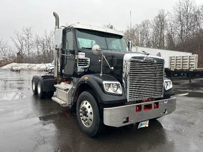 Freightliner Coronado 122 SD Day Cab Truck - 505HP, 13 Speed Manual