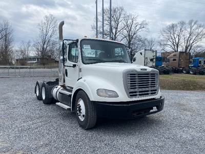 Freightliner M2 112 Day Cab Truck - 435HP, 10 Speed Automatic