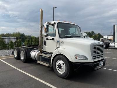 Freightliner M2 112 Day Cab Truck - 435HP, 10 Speed Automatic