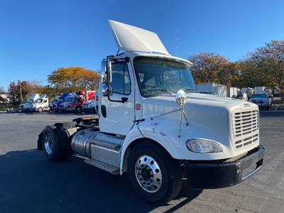 Freightliner M2 112 Single Axle Day Cab Truck - 410HP, 10 Speed Automatic
