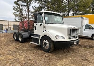 Freightliner M2 112 Day Cab Truck - 435HP, 10 Speed Automatic