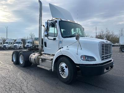 Freightliner M2 112 Day Cab Truck - 450HP, 10 Speed Automatic