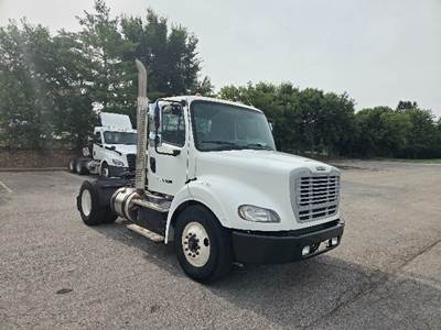 Freightliner M2 112 Single Axle Day Cab Truck - 350HP, 6 Speed Automatic