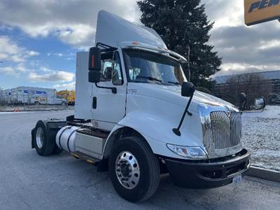 International 8600 Single Axle Day Cab Truck - 430HP, 10 Speed Automatic