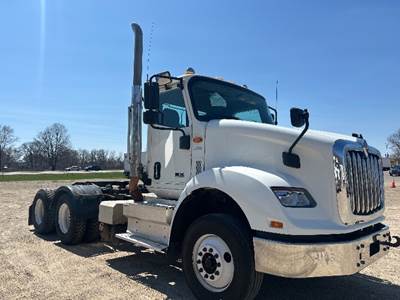 International HX615 Day Cab Truck - 430HP, 6 Speed Automatic