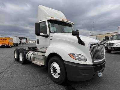 International LT625 Day Cab Truck - 430HP, 10 Speed Automatic