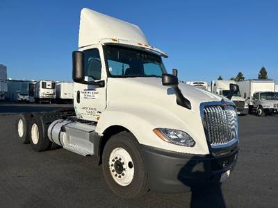 International LT625 Day Cab Truck - 430HP, 12 Speed Automatic