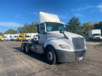International LT625 Day Cab Truck - 430HP, 10 Speed Automatic