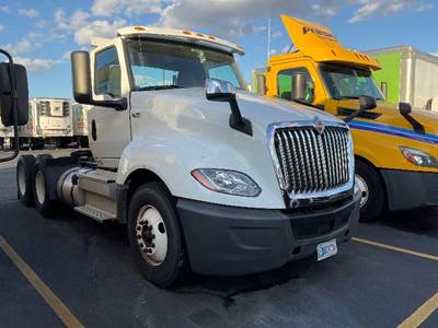 International LT625 Day Cab Truck - 430HP, 10 Speed Automatic