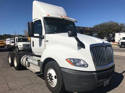 International LT625 Day Cab Truck - 430HP, 10 Speed Automatic