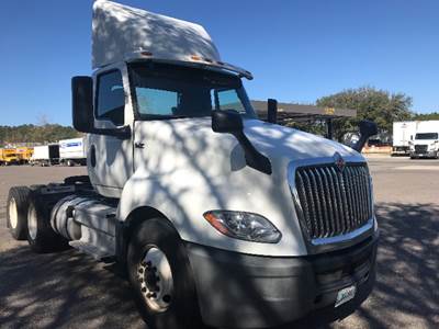 International LT625 Day Cab Truck - 430HP, 10 Speed Automatic