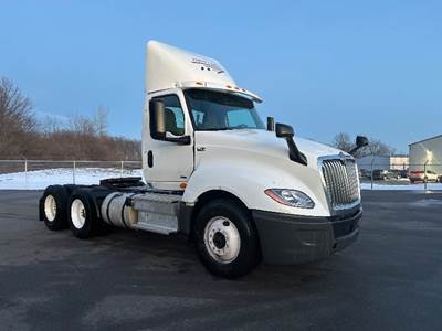 International LT625 Day Cab Truck - 430HP, 10 Speed Automatic