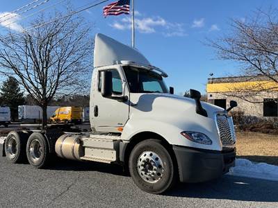 International LT625 Day Cab Truck - 430HP, 10 Speed Automatic