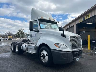 International LT625 Day Cab Truck - 430HP, 10 Speed Automatic