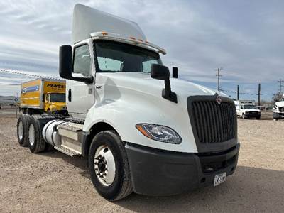 International LT625 Day Cab Truck - 430HP, 12 Speed Automatic
