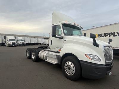 International LT625 Day Cab Truck - 430HP, 10 Speed Automatic