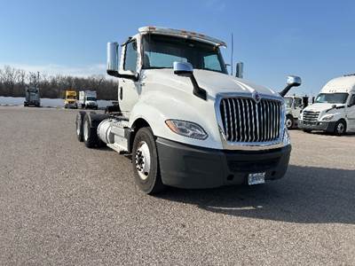 International LT625 Day Cab Truck - 430HP, 10 Speed Manual