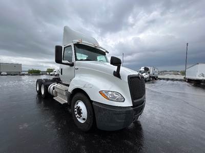 International LT625 Day Cab Truck - 430HP, 12 Speed Automatic