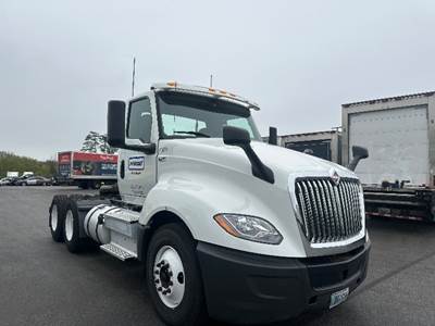 International LT625 Day Cab Truck - 430HP, 10 Speed Automatic
